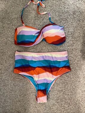 High waisted bikini medium